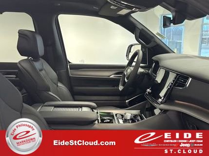 New 2026 Jeep Grand Wagoneer L Limited image 31