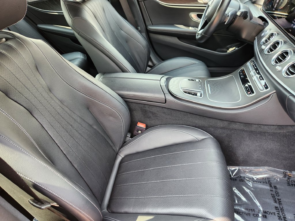 Used 2023 Mercedes-Benz E 350 4MATIC Sedan image 13