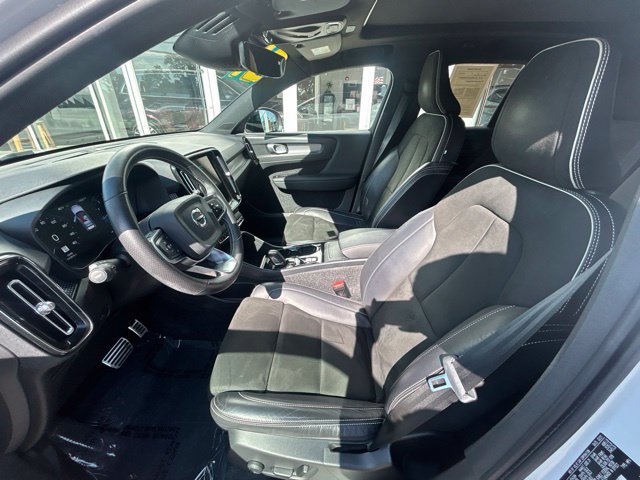 Used 2021 Volvo XC40 T5 R-Design w/ Climate Package AWD/4WD image 20