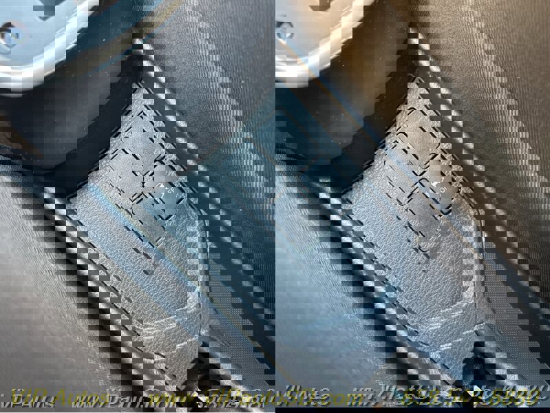 Used 2017 Toyota Yaris LE image 26