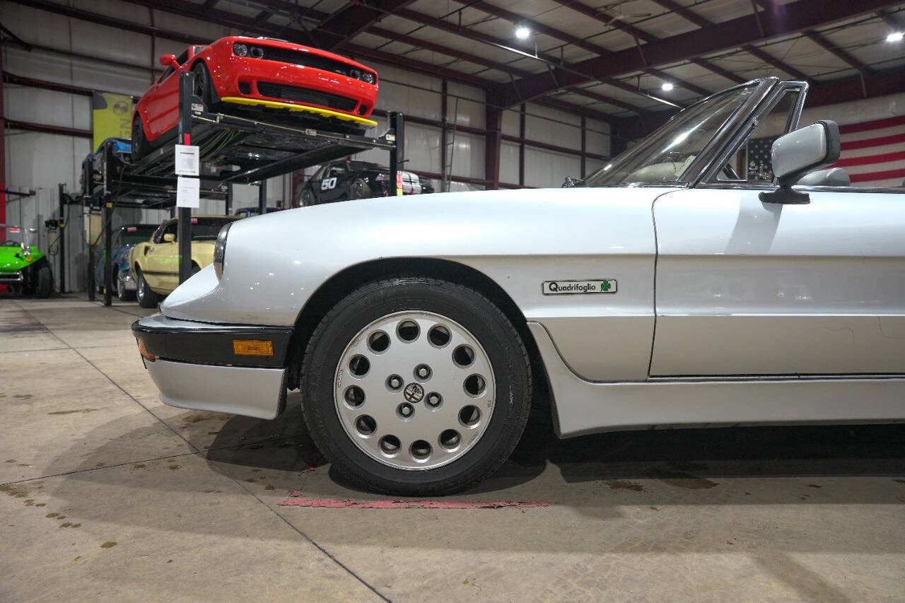Used 1987 Alfa Romeo Spider Quadrifoglio image 17