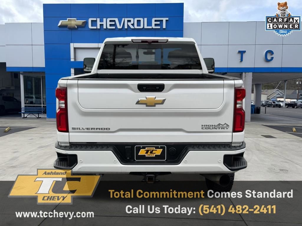 Used 2022 Chevrolet Silverado 3500 High Country w/ Safety Package II image 4