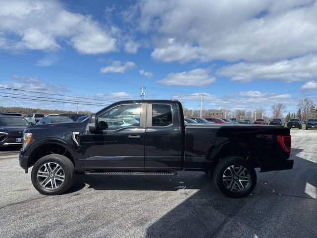 Used 2021 Ford F150 XL w/ Equipment Group 101A High AWD/4WD image 4