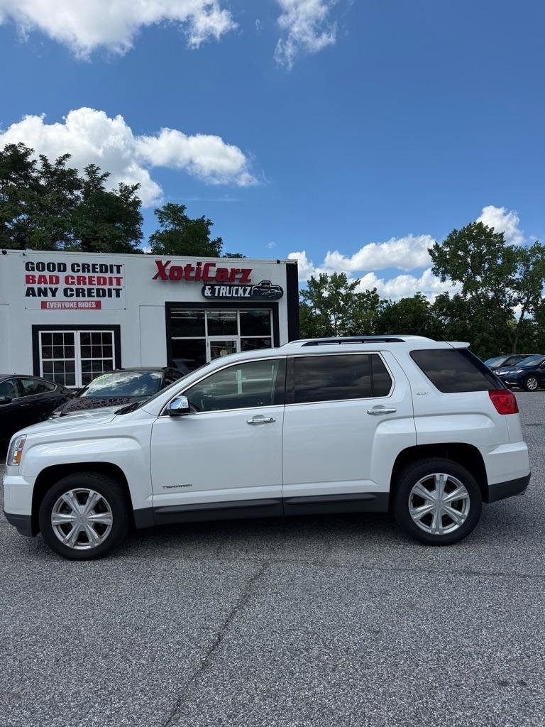 Used 2017 GMC Terrain SLT