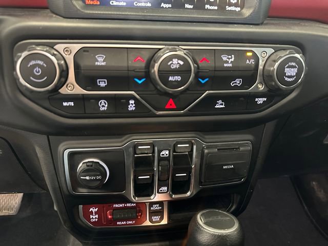 Used 2023 Jeep Gladiator Rubicon w/ Trailer Tow Package AWD/4WD image 28