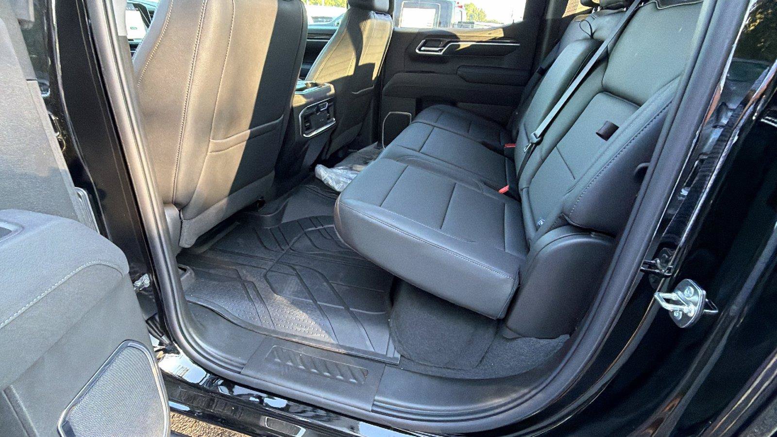 New 2026 Chevrolet Silverado 1500 LTZ w/ LTZ Premium Package AWD/4WD image 20