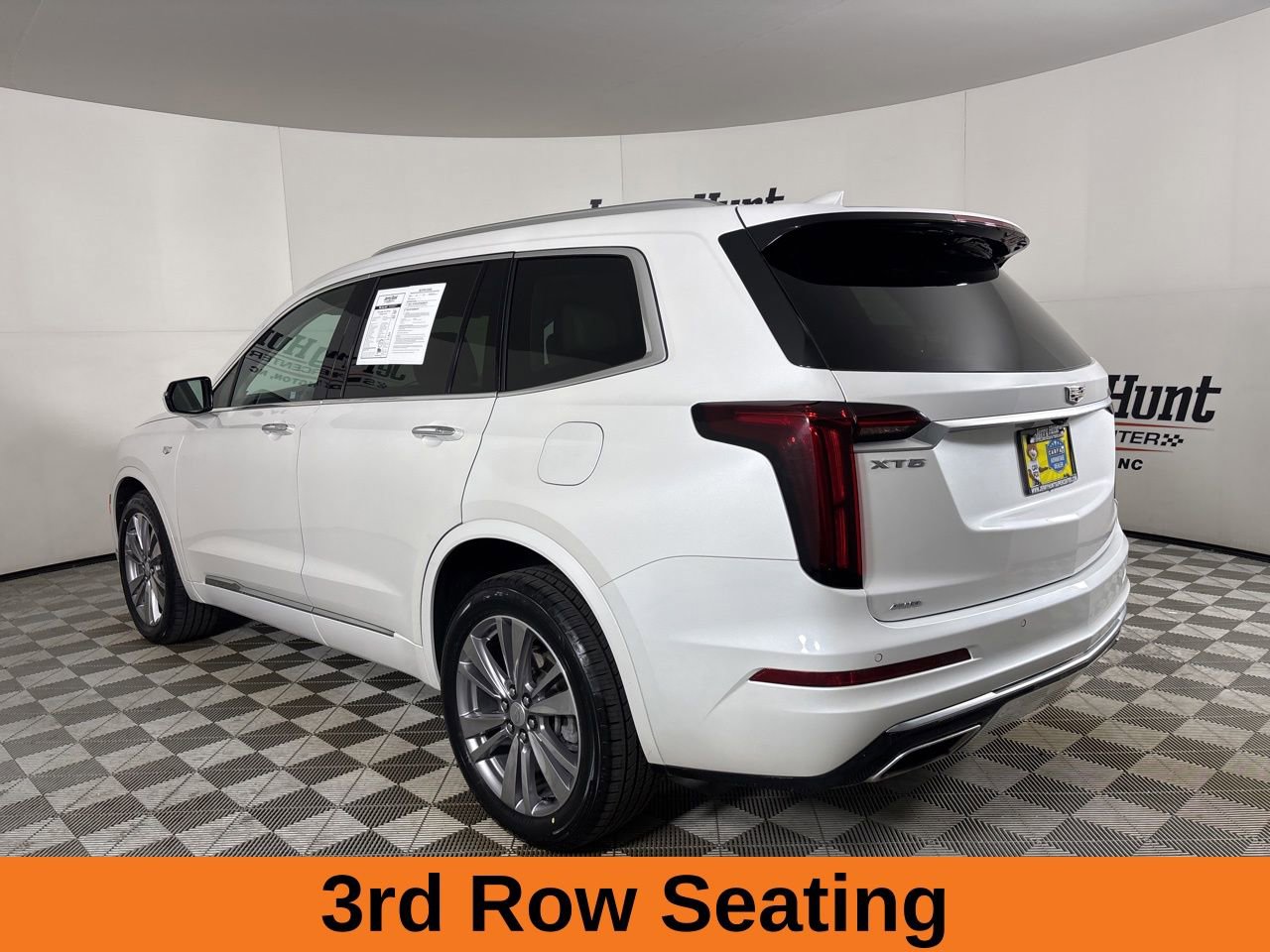 Used 2024 Cadillac XT6 Premium Luxury w/ LPO, Floor Liner Package image 7