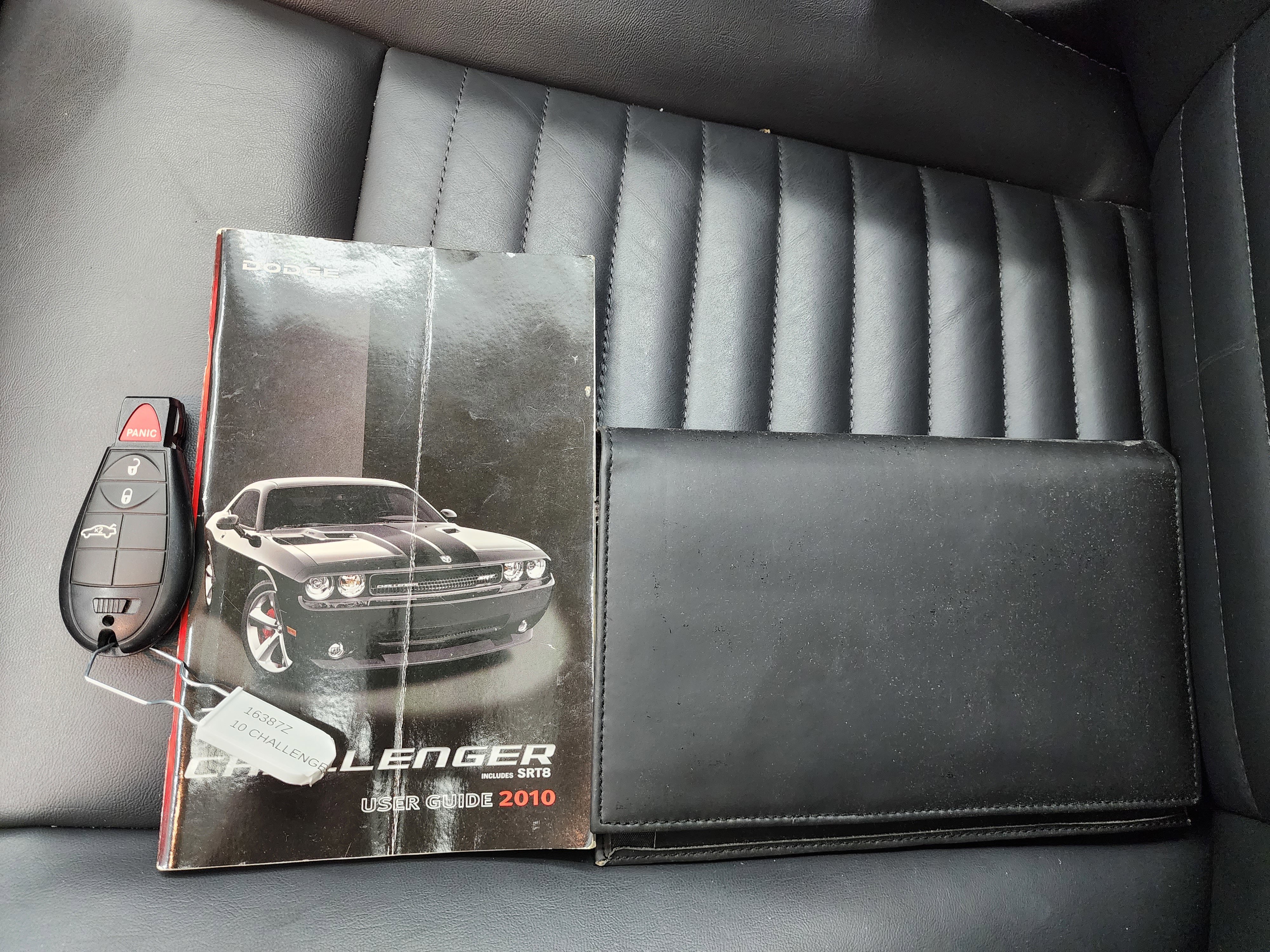 Used 2010 Dodge Challenger R/T RWD image 35