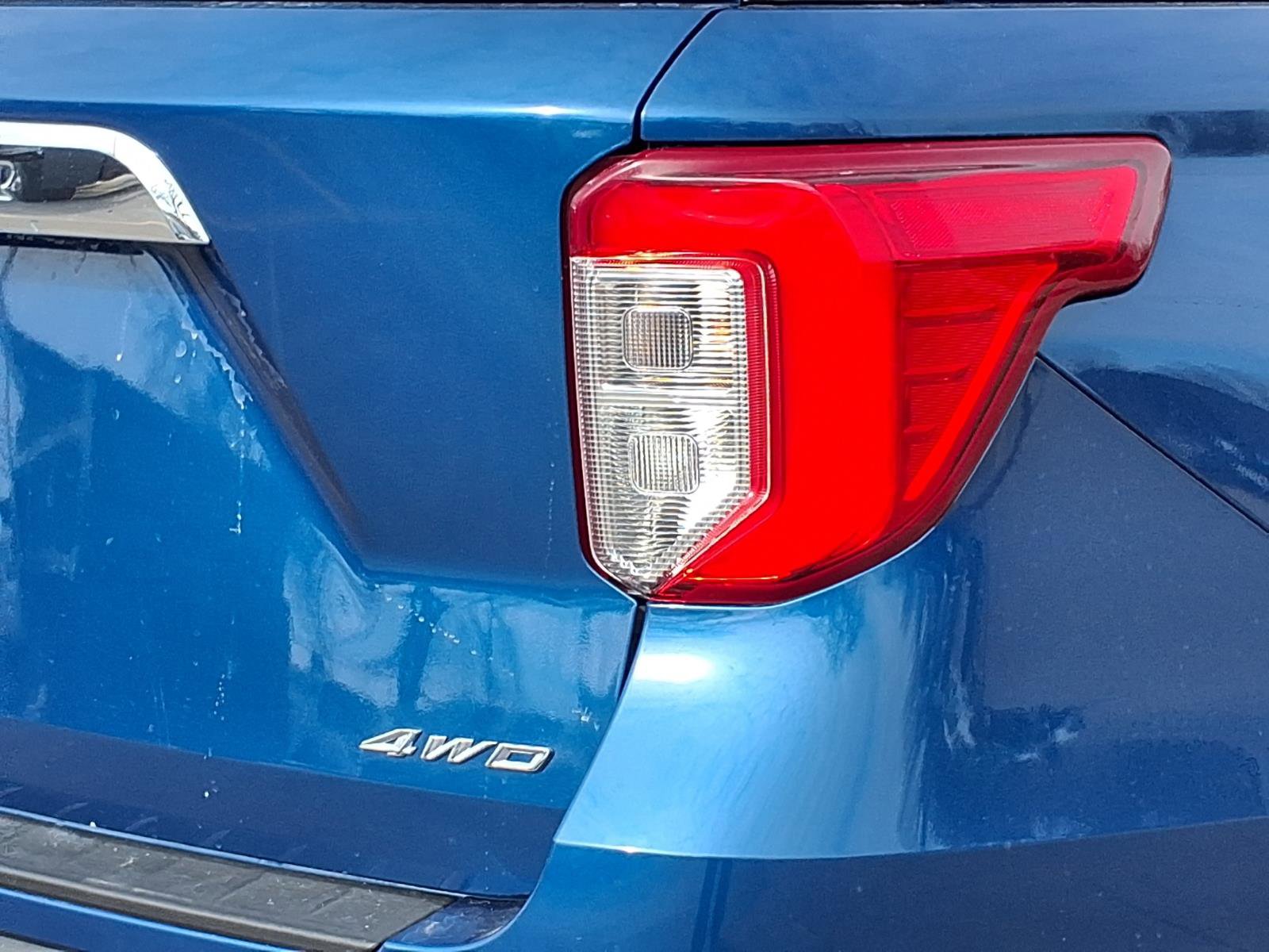 Used 2021 Ford Explorer XLT w/ Equipment Group 202A image 27