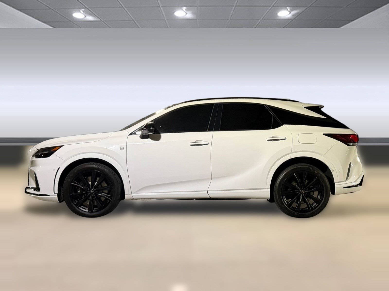 Used 2025 Lexus RX 500h F Sport w/ Convenience Package AWD/4WD image 2