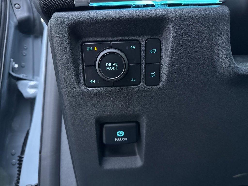 New 2025 Ford Expedition Max Platinum w/ Stealth Performance Package image 30