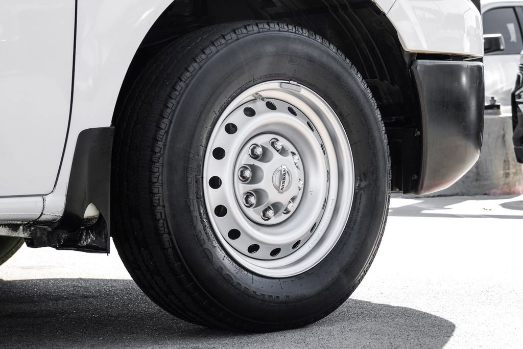 Used 2019 Nissan NV 2500 S image 48