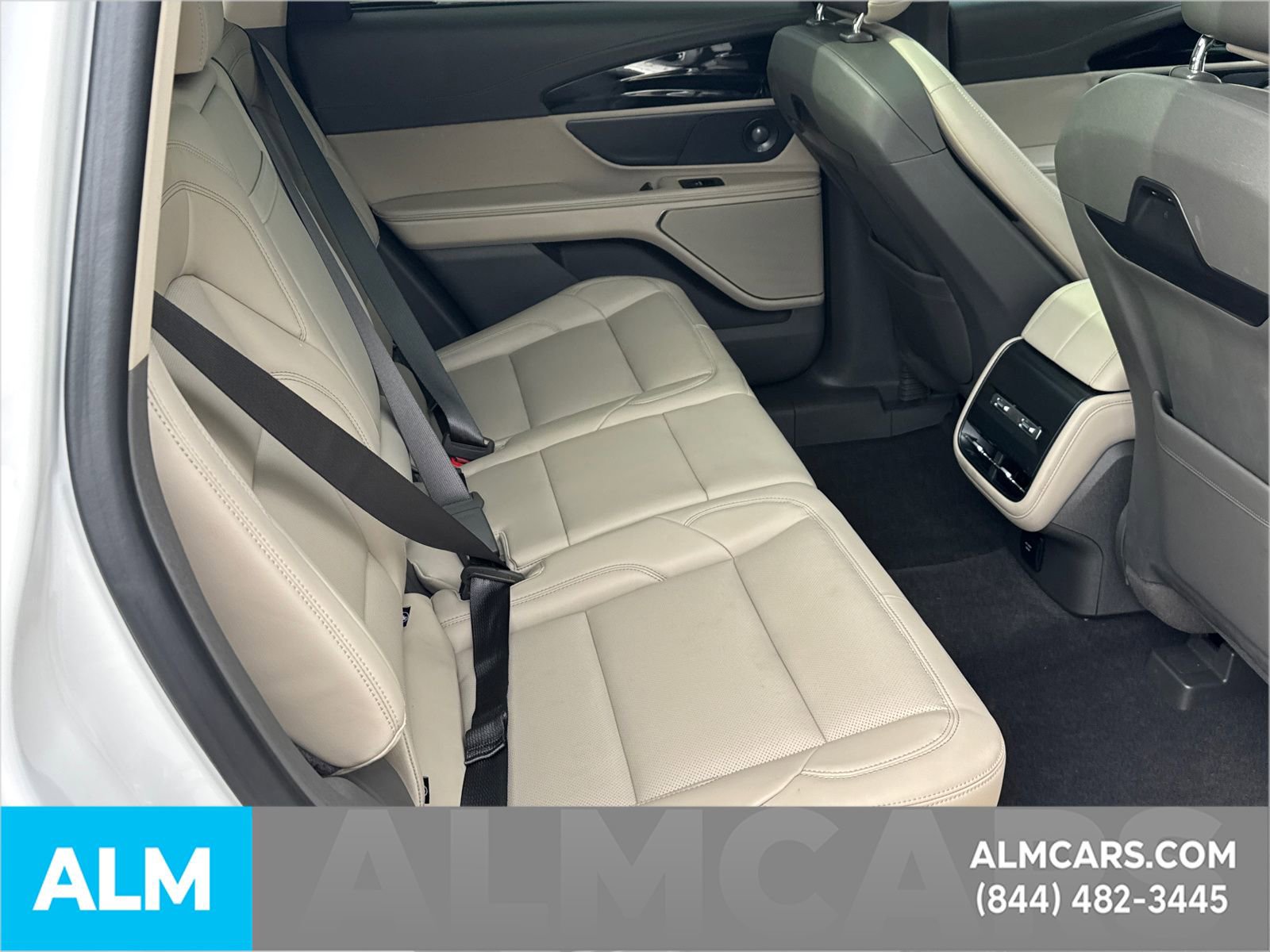 Used 2024 Lincoln Nautilus Premier w/ Equipment Group 102A AWD/4WD image 18