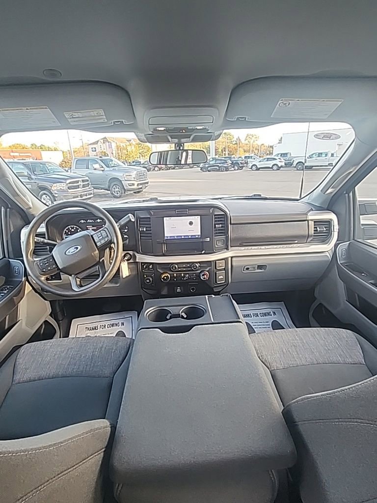 Used 2025 Ford F250 XLT image 12