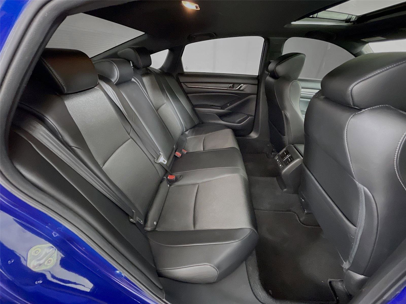 Used 2021 Honda Accord Sport image 30