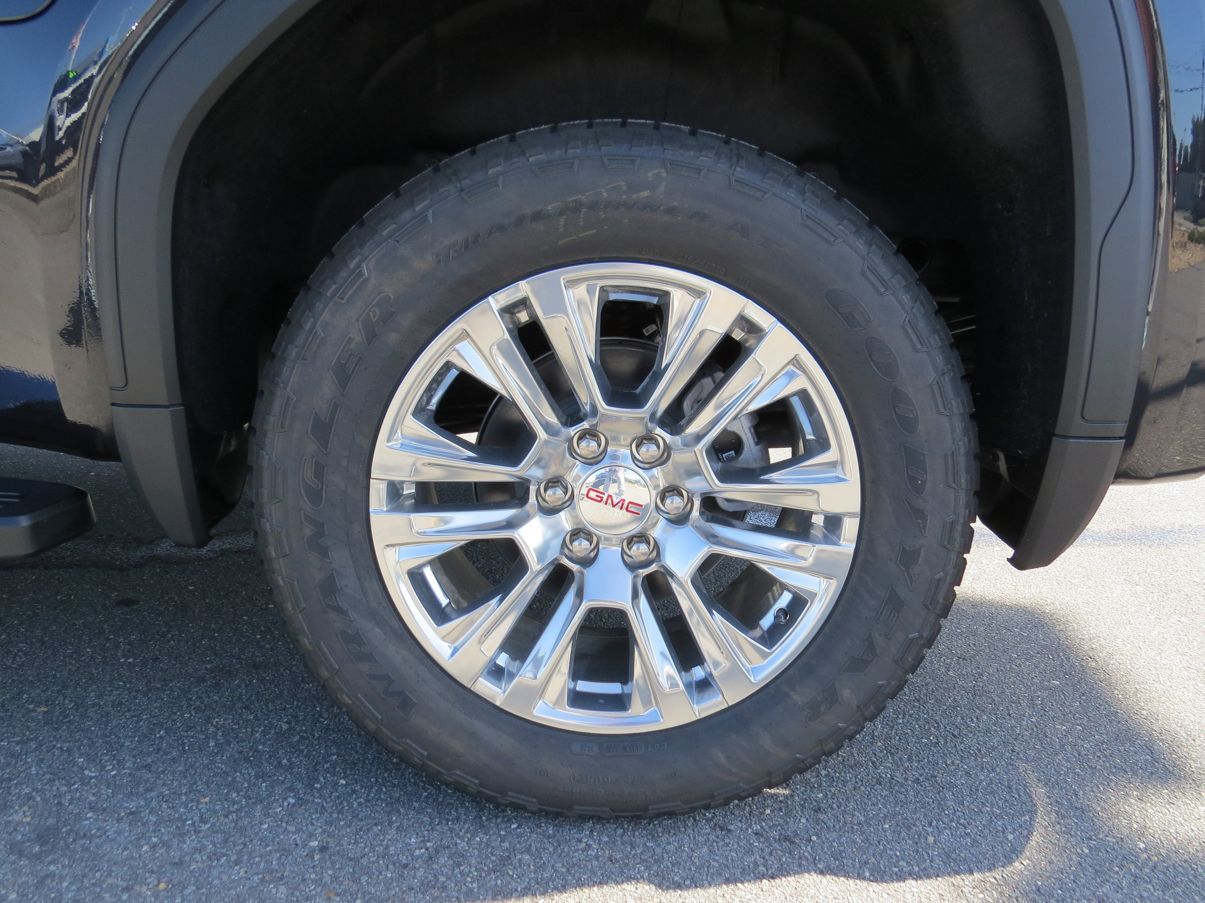 New 2026 GMC Sierra 1500 Denali w/ Technology Package image 14