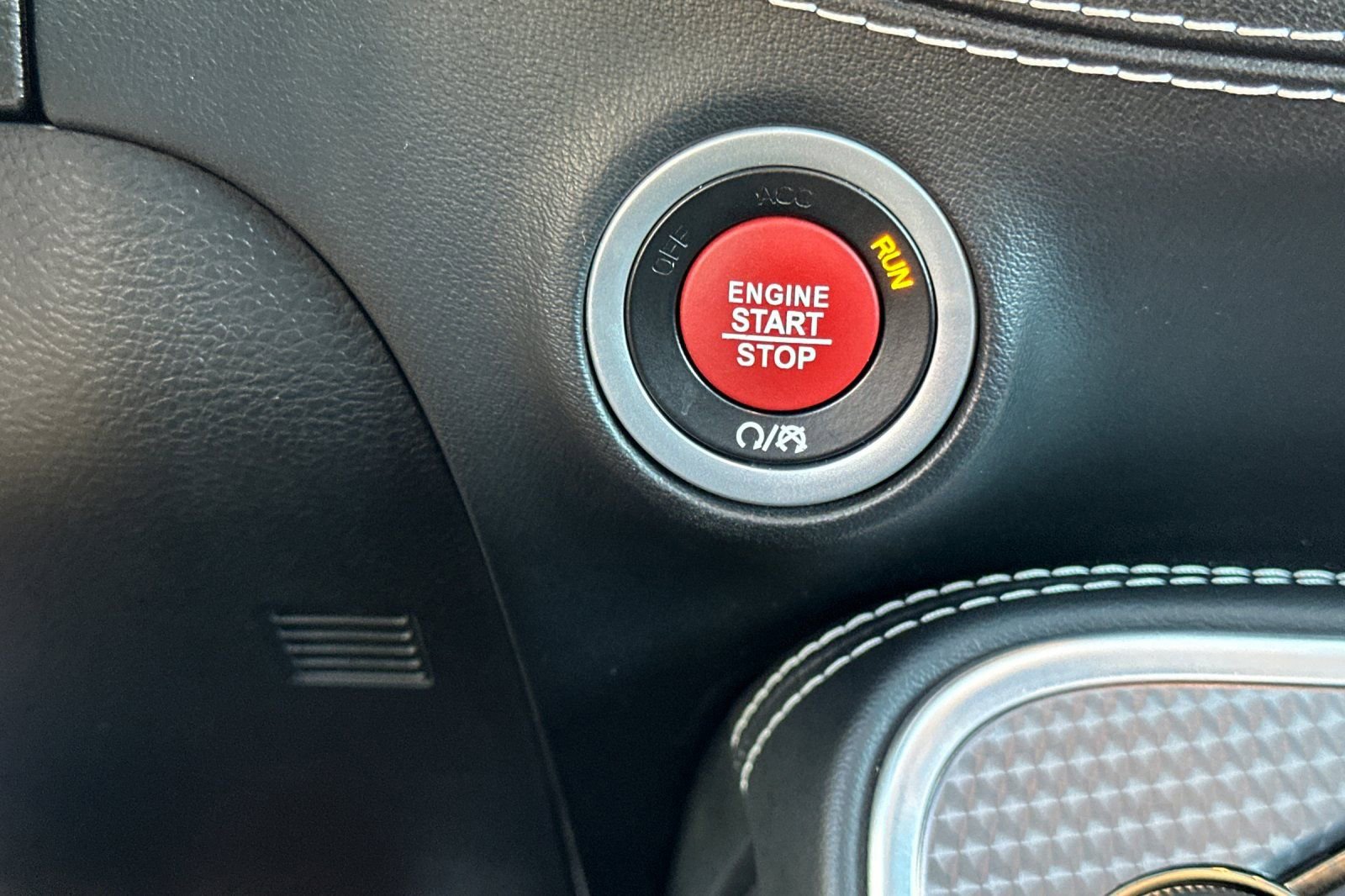 Used 2022 Dodge Challenger SRT Hellcat Redeye image 22