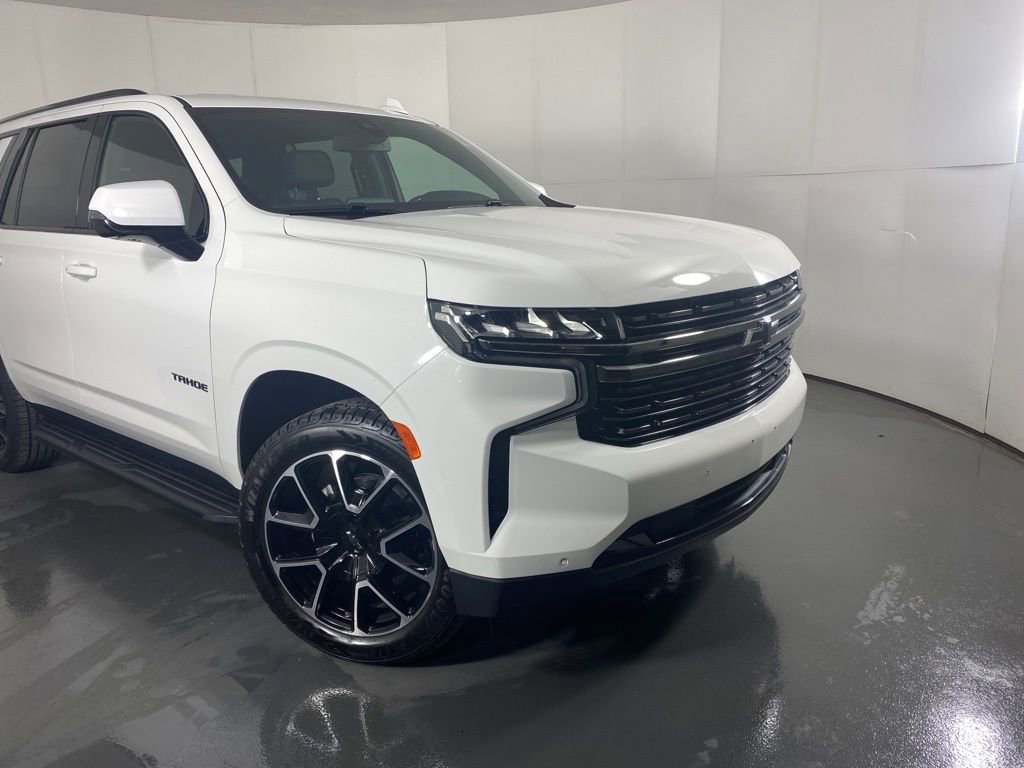 Used 2021 Chevrolet Tahoe RST w/ Luxury Package image 2