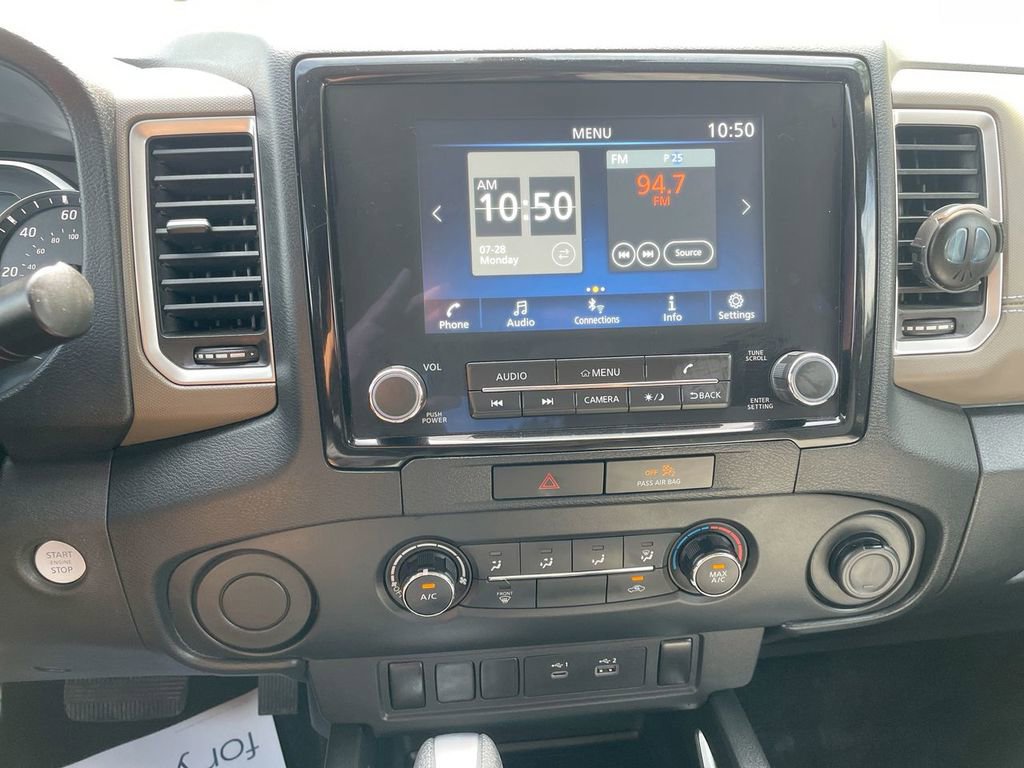 Used 2022 Nissan Frontier SV image 30