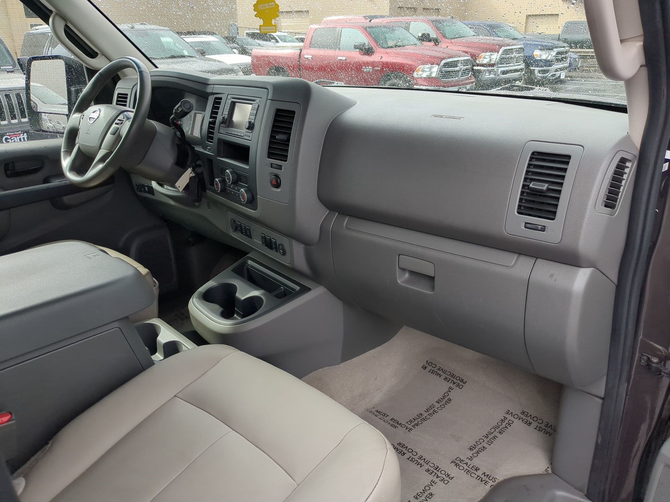 Used 2014 Nissan NV 3500 SL w/ Technology Package RWD image 34