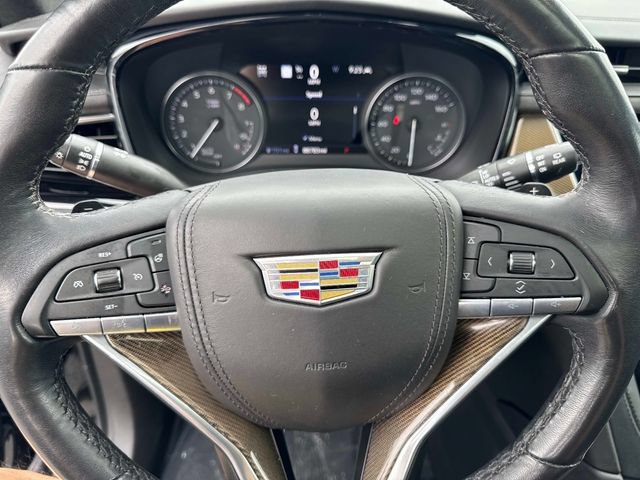 Used 2021 Cadillac XT6 Premium Luxury w/ Platinum Package AWD/4WD image 27