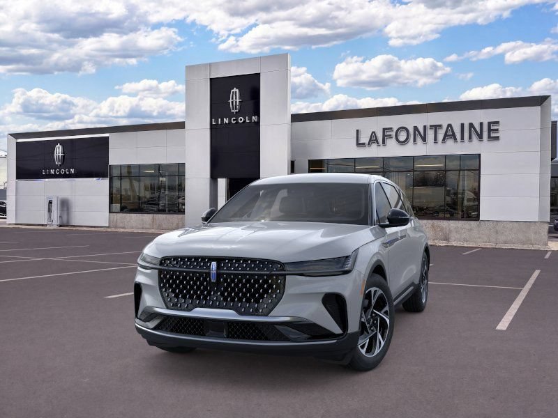 New 2026 Lincoln Nautilus Premier AWD/4WD image 2
