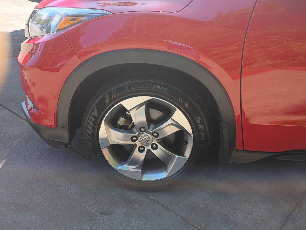 Used 2017 Honda HR-V EX image 8