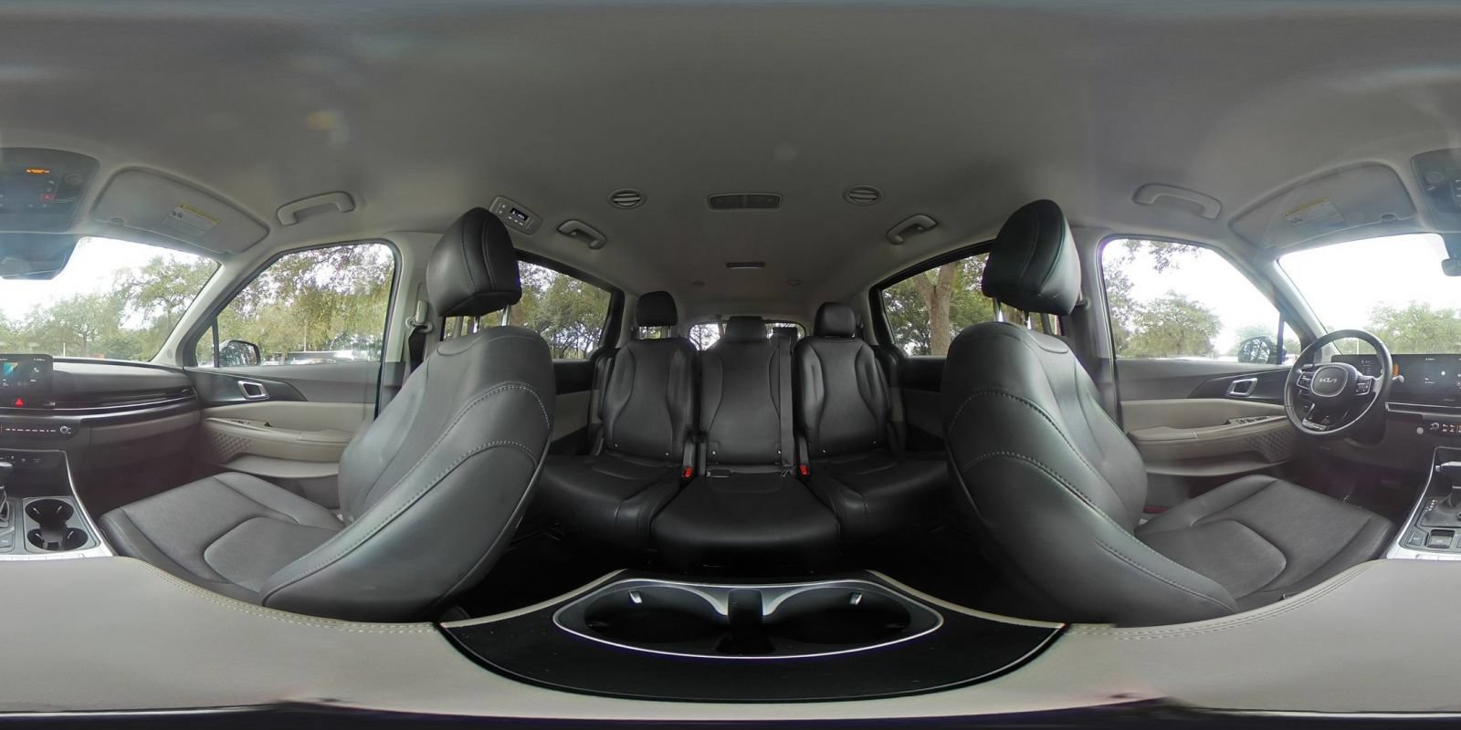 Used 2026 Kia Carnival FWD image 44