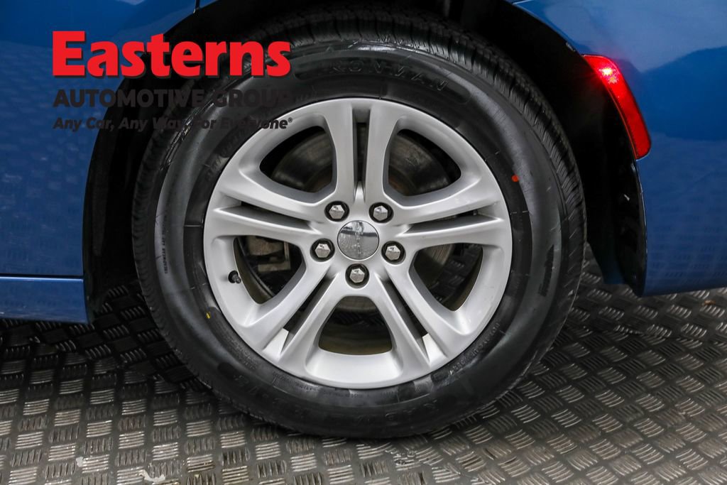 Used 2021 Dodge Charger SXT w/ Leather Interior Group image 34