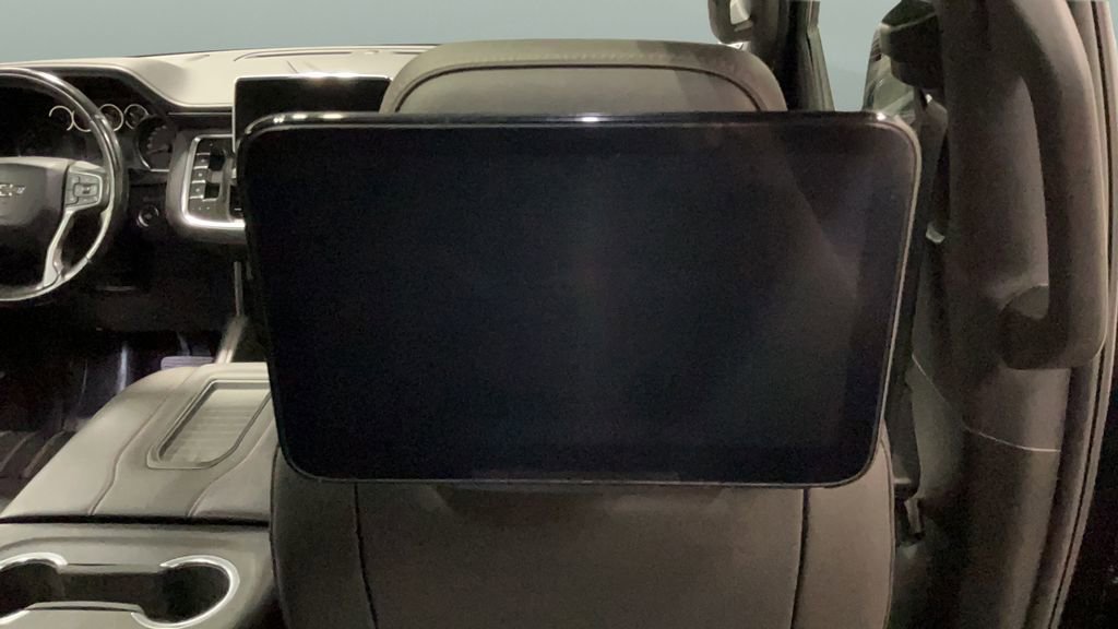 Used 2021 Chevrolet Suburban RST w/ Luxury Package image 31