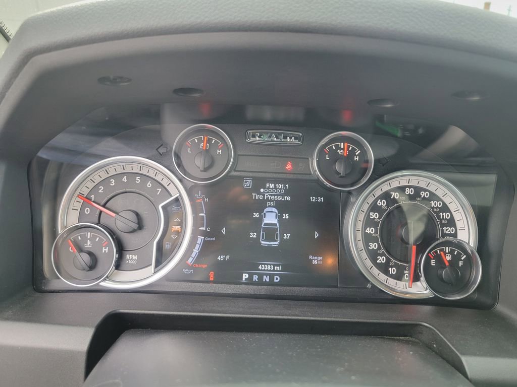 Used 2015 RAM 1500 Big Horn image 23