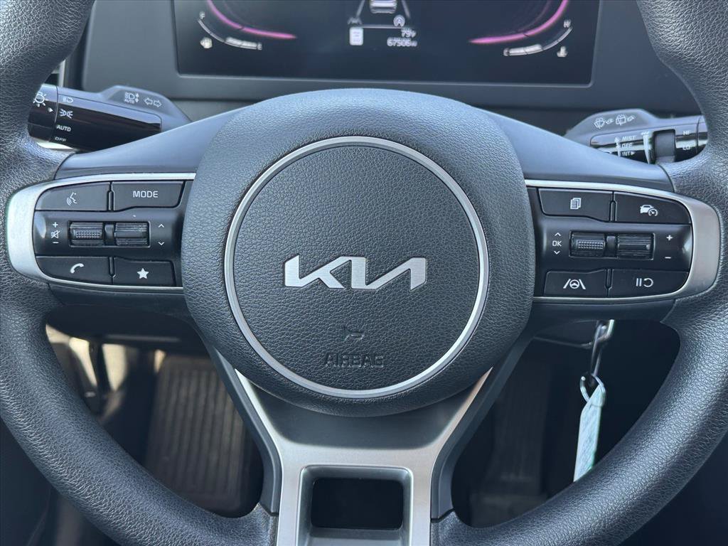 Used 2024 Kia Sportage LX FWD image 12