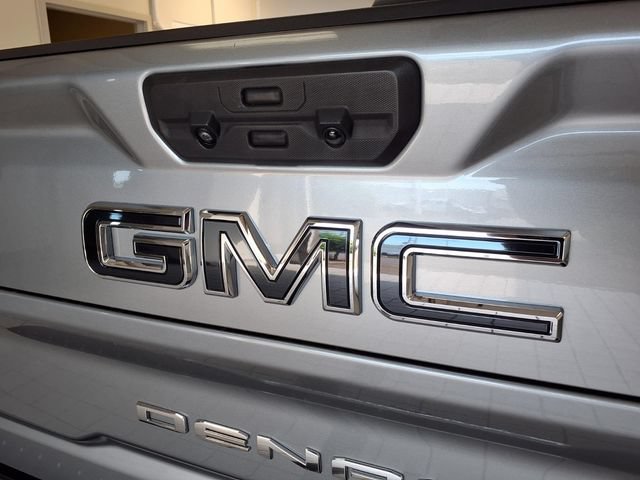 Used 2025 GMC Sierra 2500 Denali Ultimate AWD/4WD image 25