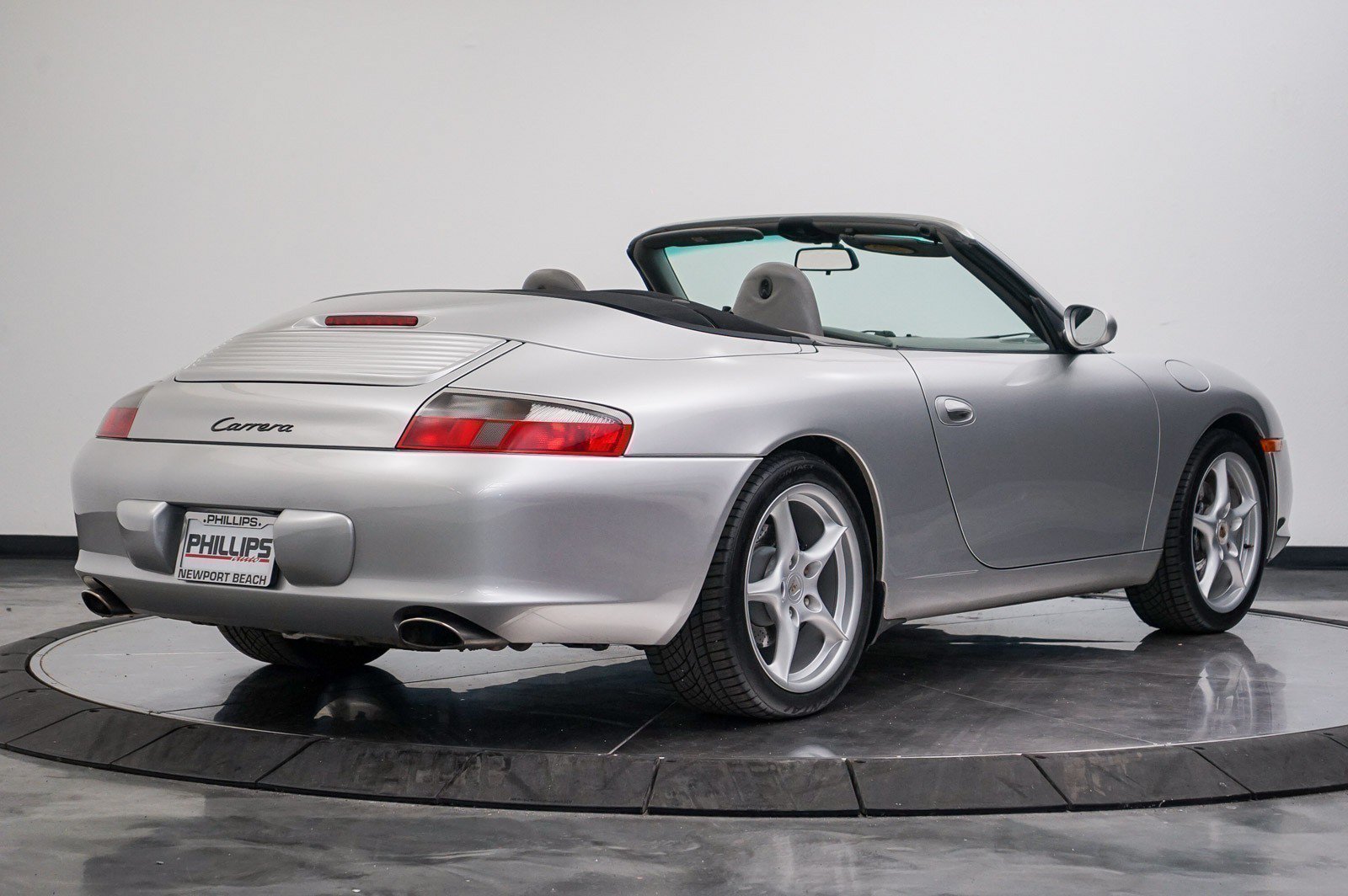 Used 2003 Porsche 911 Carrera RWD image 13