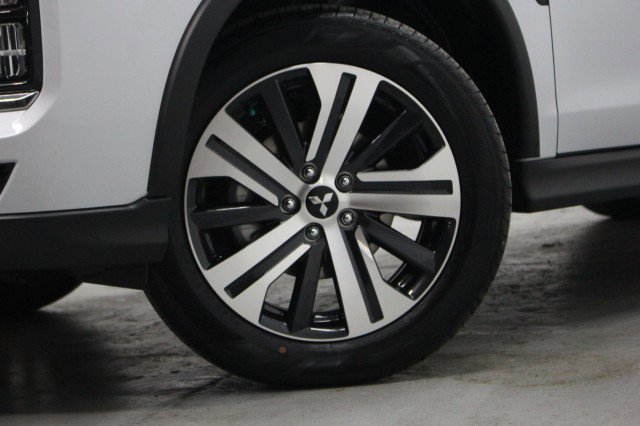 New 2026 Mitsubishi Outlander Sport ES AWD/4WD image 3