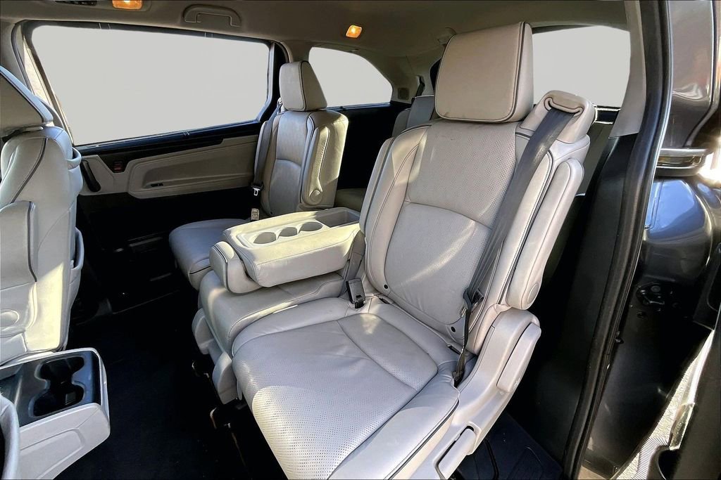 Used 2023 Honda Odyssey Elite image 18