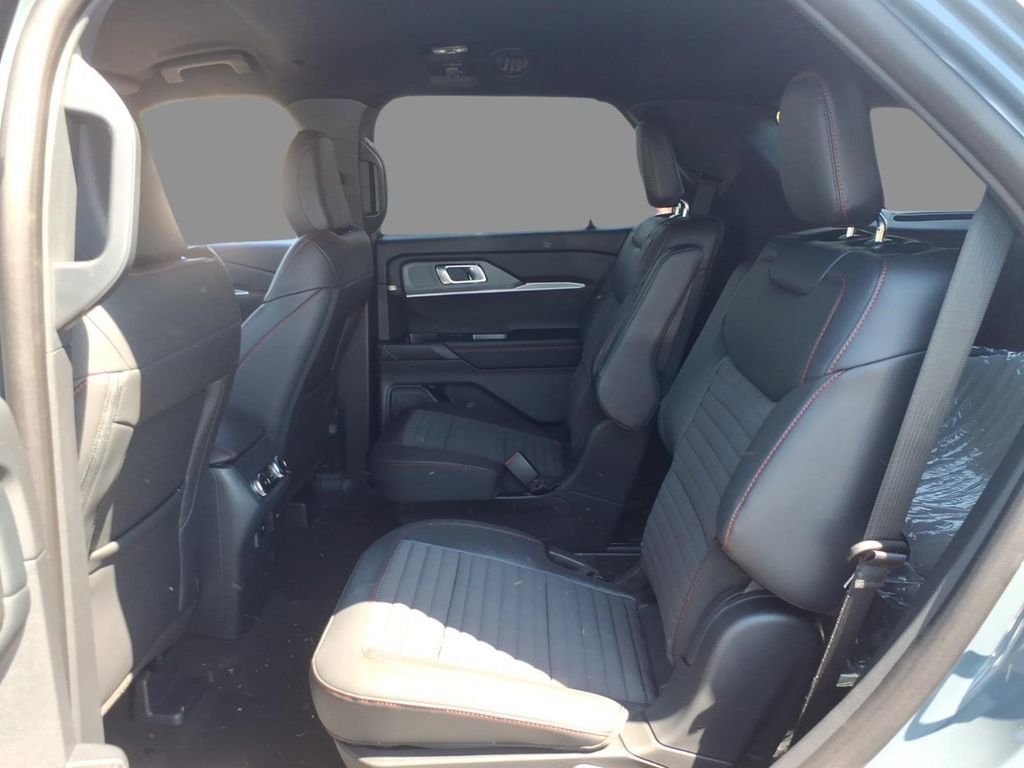 New 2026 Ford Explorer ST-Line AWD/4WD image 5