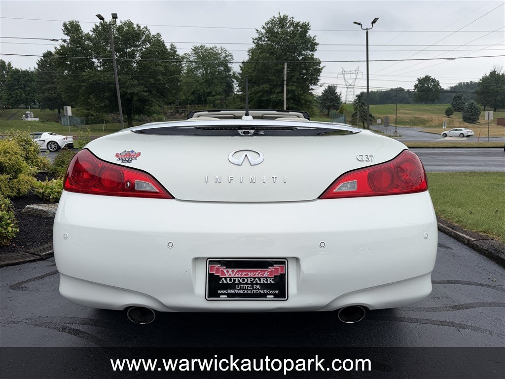 Used 2012 INFINITI G37 Convertible w/ Premium Pkg RWD image 18