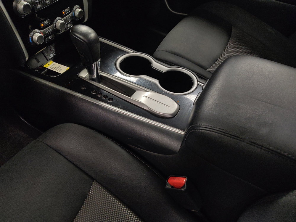 Used 2019 Nissan Pathfinder SV image 26