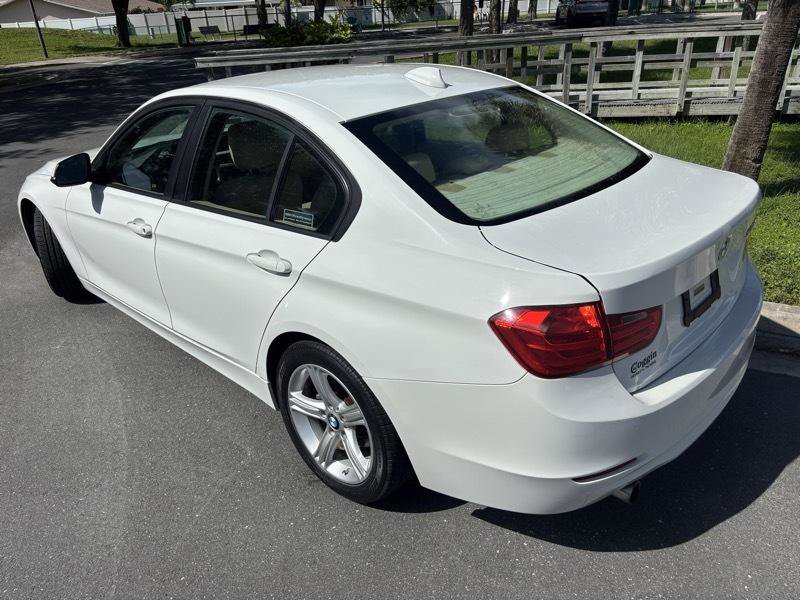 Used 2015 BMW 320i Sedan RWD image 15