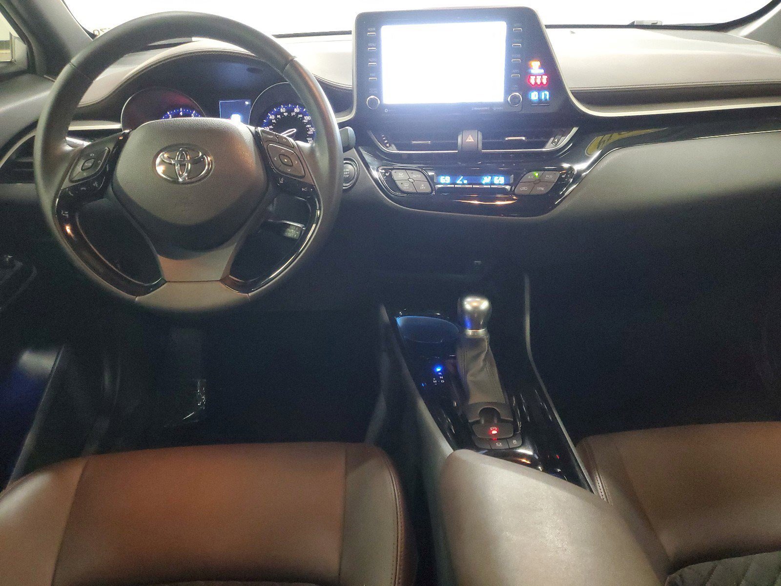 Used 2019 Toyota C-HR Limited image 12