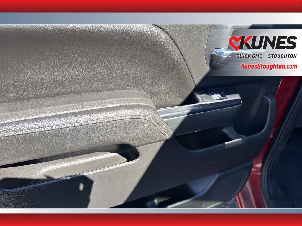 Used 2018 Chevrolet Silverado 1500 LT w/ All Star Edition AWD/4WD image 37