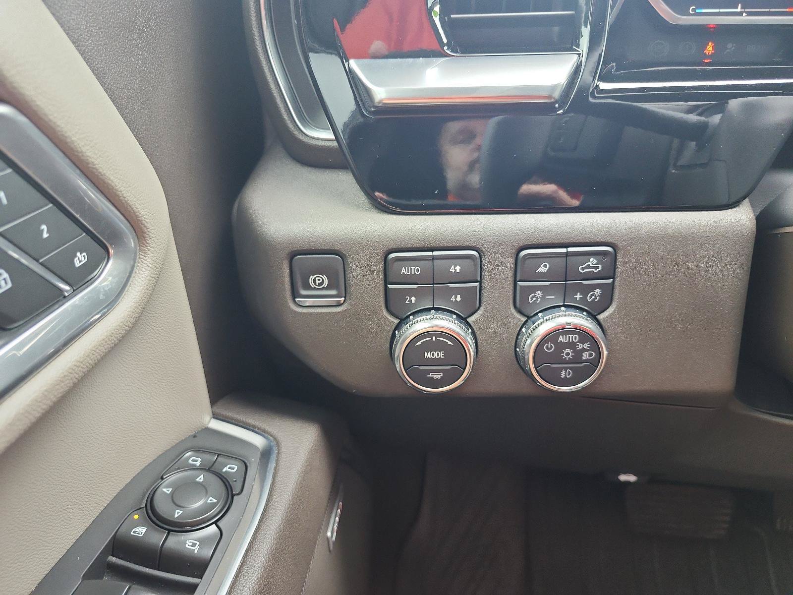 Used 2026 GMC Sierra 1500 SLT w/ SLT Premium Package AWD/4WD image 25