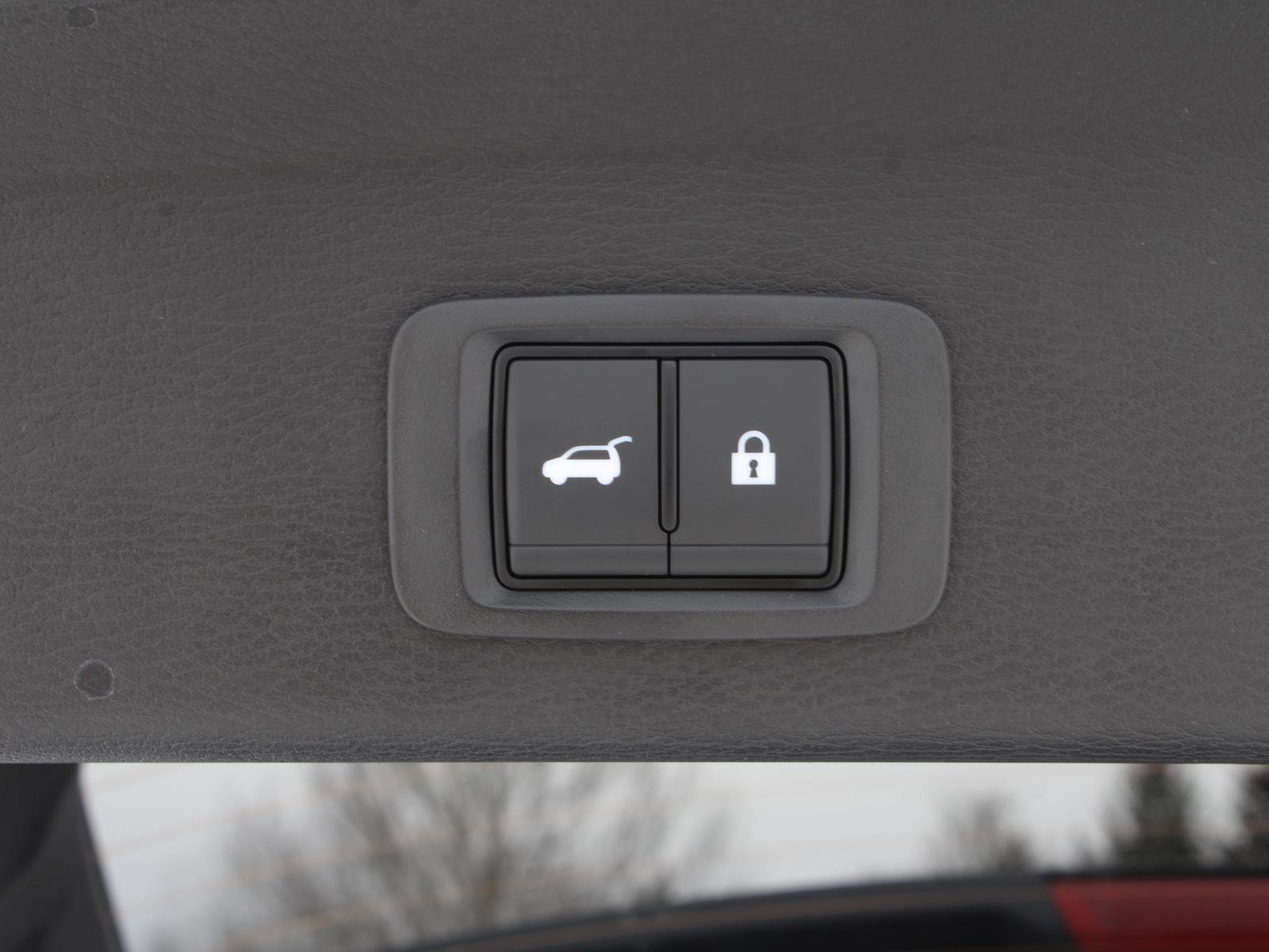 New 2025 Mitsubishi Outlander SE image 11