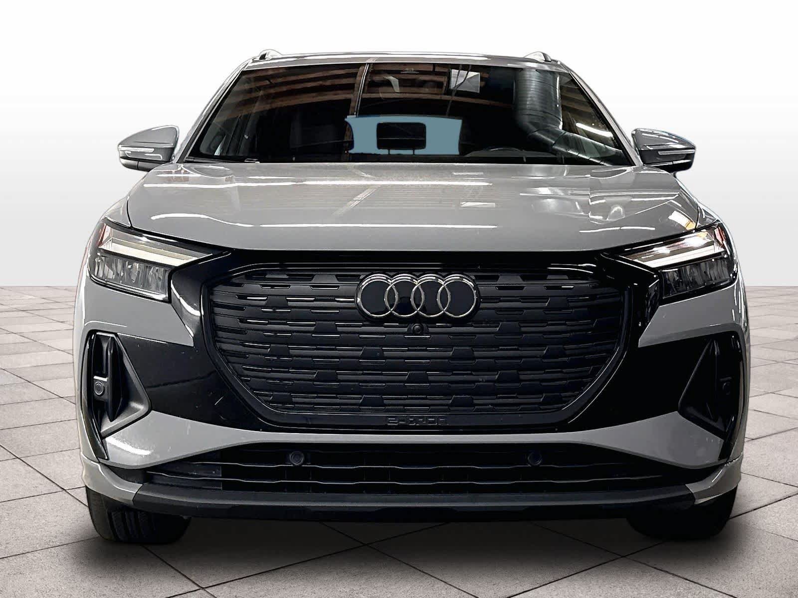 Used 2023 Audi Q4 e-tron Premium Plus w/ Premium Plus AWD/4WD image 3