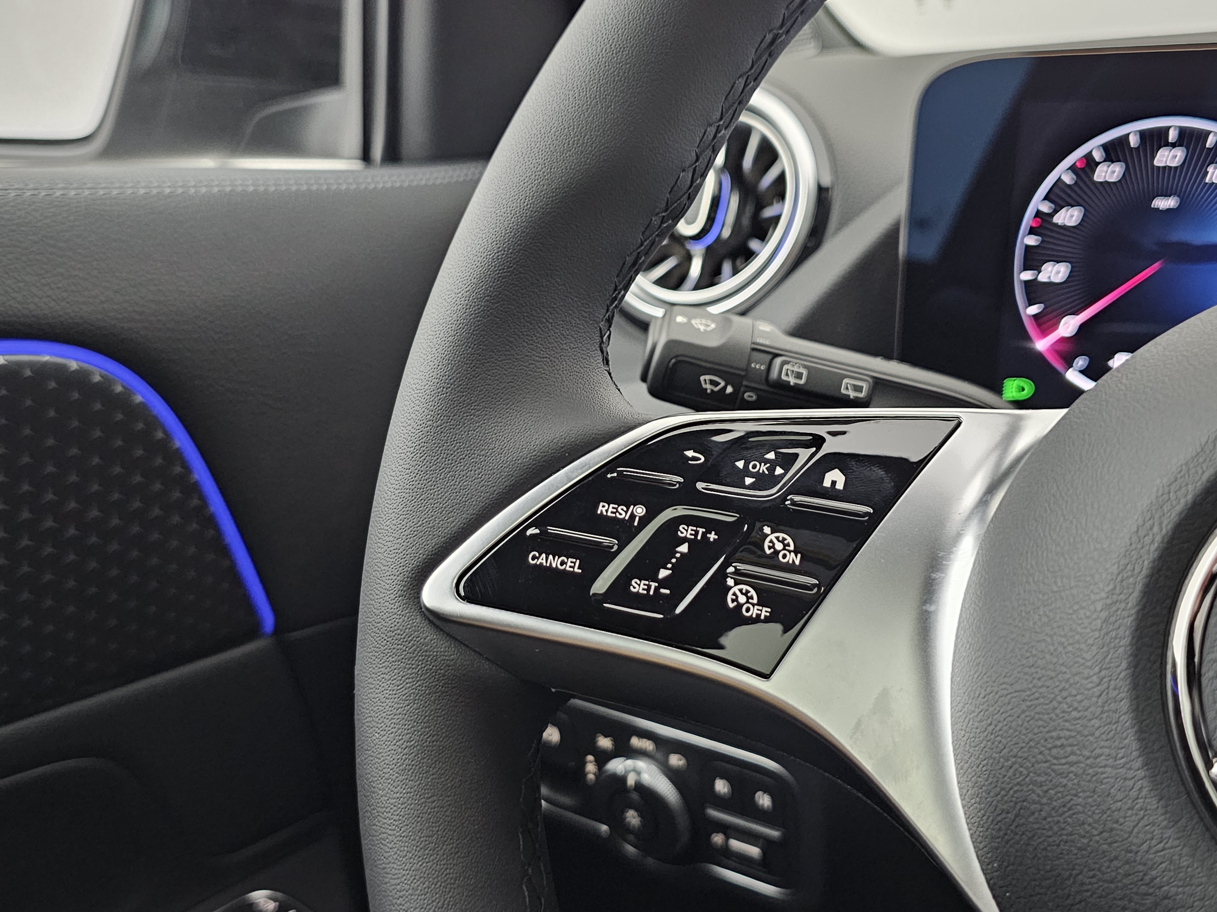 New 2026 Mercedes-Benz GLA 250 4MATIC image 34