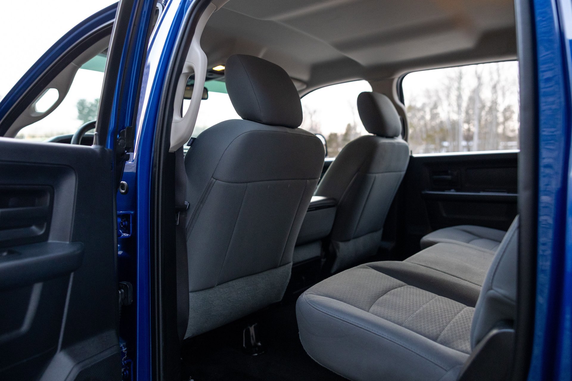 Used 2015 RAM 2500 Tradesman w/ Chrome Appearance Group image 31