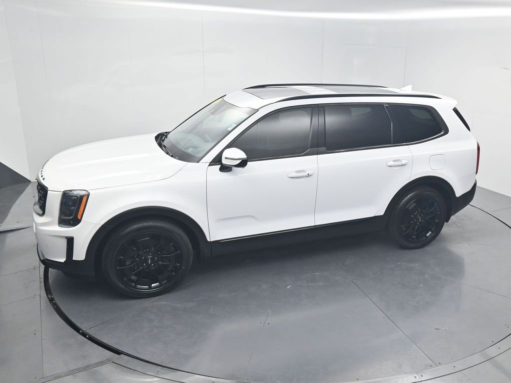 Used 2022 Kia Telluride SX w/ SX Prestige Package image 61