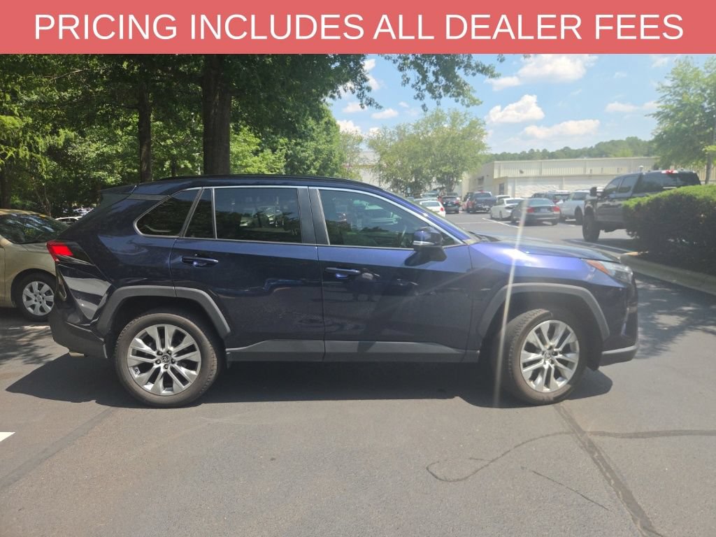 Used 2023 Toyota RAV4 XLE Premium AWD/4WD image 8