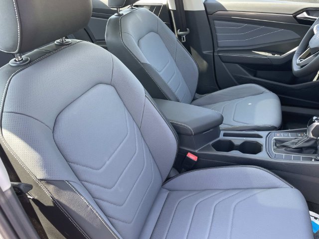 New 2027 Volkswagen Jetta SEL FWD image 27